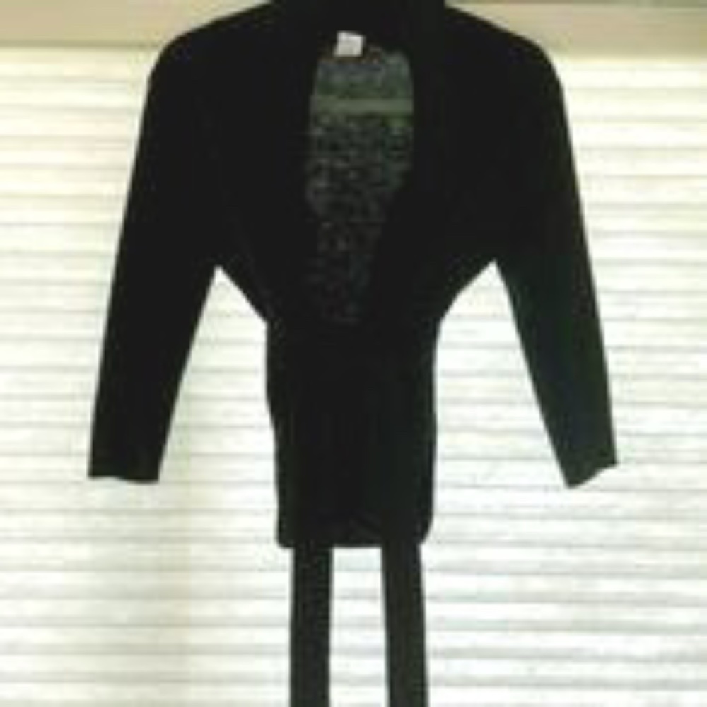 BCBG SWEATER WRAP